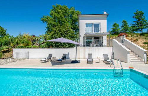 Forest Serenity Villa - Photo 3