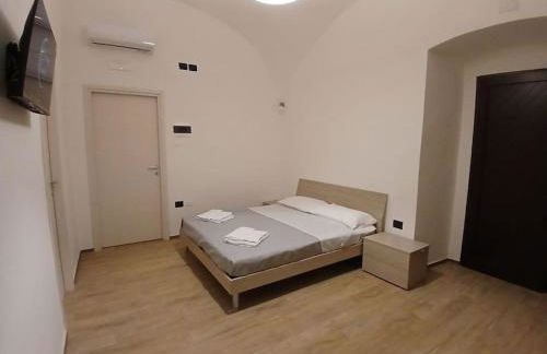 AB House Caserta - Reggia di Caserta e Stazione Fs a cinque minuti in auto - Photo 3