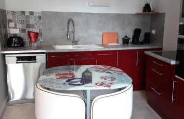 Triplex tout confort, plein centre ville Bauge en Anjou - Photo 3