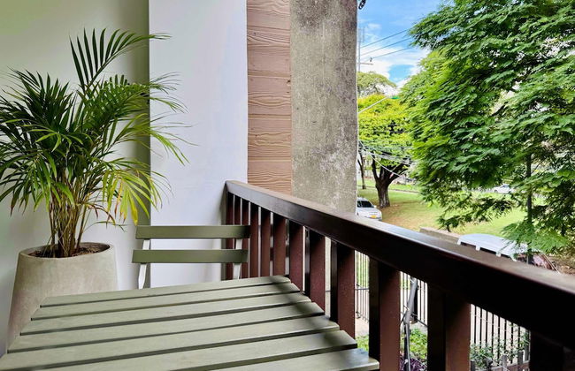 w Glorious Loft w Elegant Balcony in Cali - Photo 18