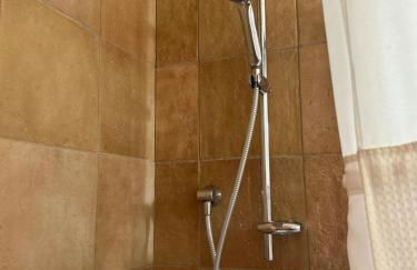 Studio- Steps from Stanford & Close to Everything! - Foto 11