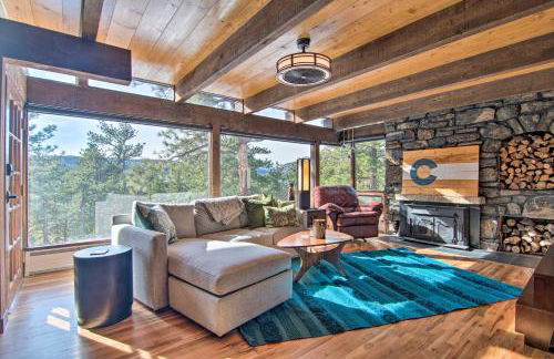 Chic Boulder Mountain Home with Hot Tub and Views - Foto 4