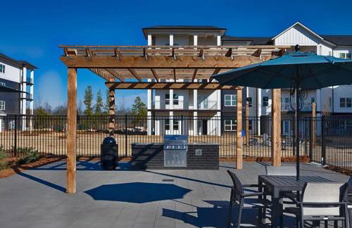 Landing Amazing 3BD Pool Yoga Studio - Photo 29