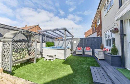 Host & Stay - Stonehaven - Photo 1