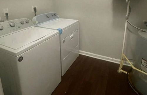 Stylish and Spacious, close to the Hospital. - Foto 29