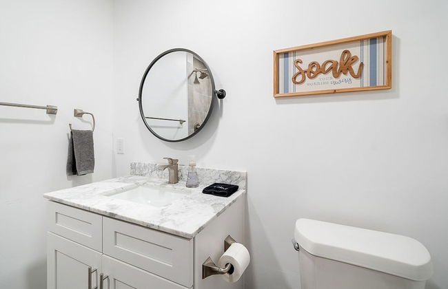 The Oak King Bed Huge Backyard - Foto 37