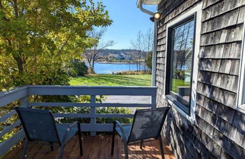 Cozy Waterfront Cottage with Private Beach and Fire Pit Near Gouldsboro, Maine - Foto 24