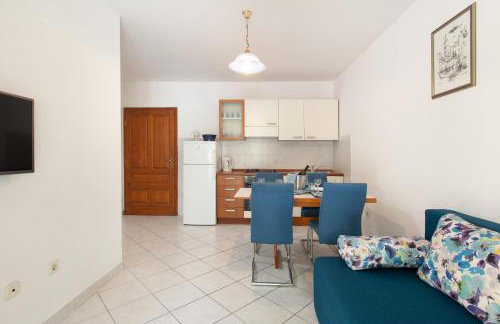 Apartmani Jolanda - Photo 37