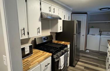 Charming 3-bedroom house - Photo 9