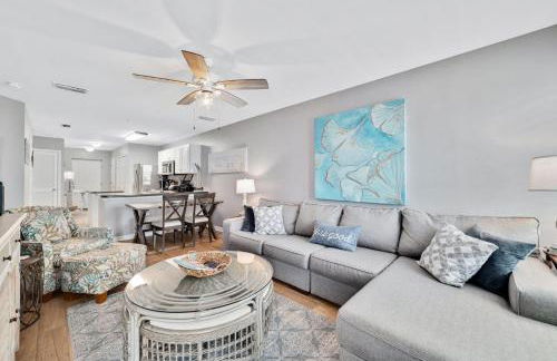 Cozy 2bd/2ba w/ View, Sleeps 6 - Photo 36