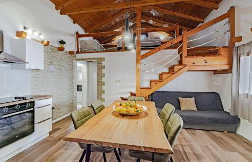 Nice Home In Postup With Sauna - Photo 3