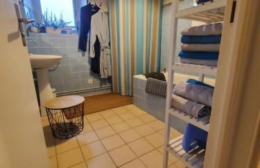 Chez Émile maison d'hotes 2 chambres avec jardin privé - Foto 18