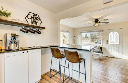 Dog-Friendly Home with Patio and Yard in Greeley - Foto 10