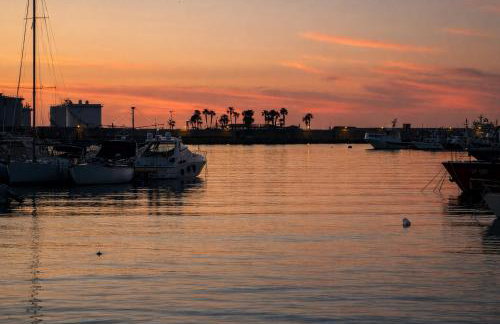 Attico con terrazza sul porticciolo turistico di Vibo Marina - Photo 78