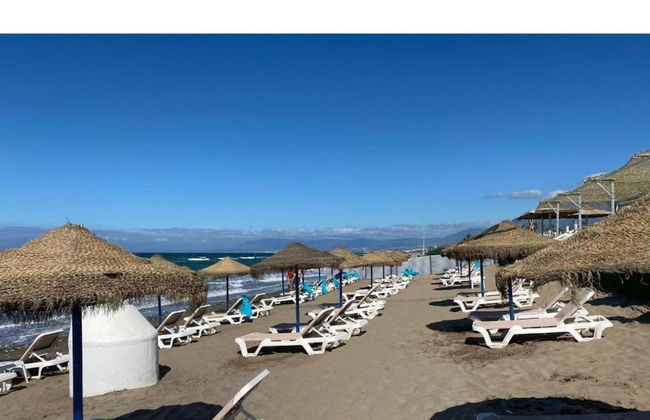 Studio in Marbella With Beachfront Pool - Photo 38