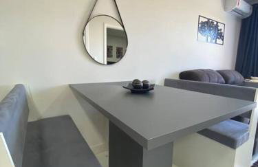 Stúdio de 1 Quarto, Wifi 500mb, Condominio com Elevador, 1 Vaga de Garagem, Cozinha Completa - Indicado para Grupos, Hospedes a Trabalho, Família e Pets - Foto 16