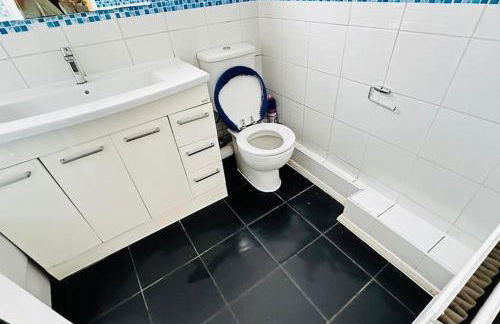 3 Bed House East London Home - Foto 6