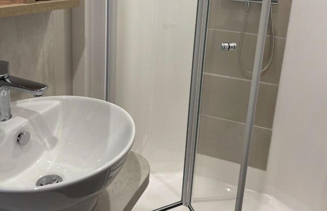 Skegness - Lodge - Sleeps 6 - Parking - Garden - Photo 5