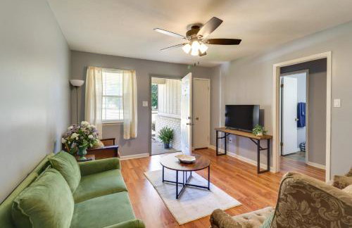 Walk to Dining and Shops Dtwn Brookhaven Home! - Foto 1