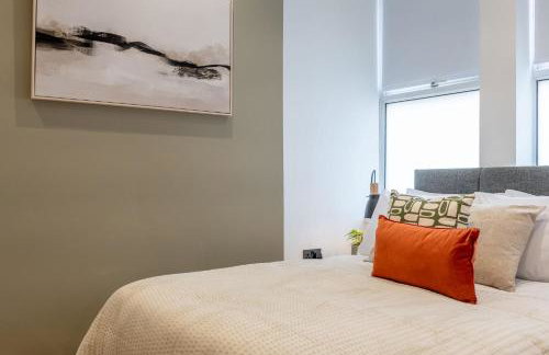 Trendy 1 Bedroom Flat near Leeds City with Free Parking, Ideal for Contractors & Long Stays - NordStay - Foto 8