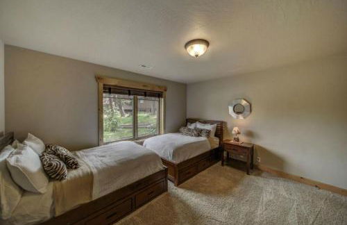 Bear Discovery Custom Tamarack Estate Home by Casago McCall - Donerightmanagement - Foto 39