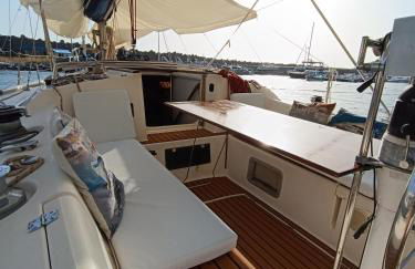 Dormire in Barca a Vela - Foto 10