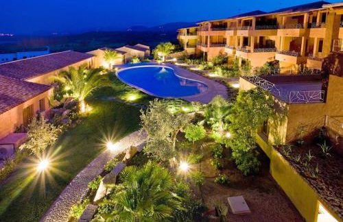 Boutique Apartment no 24 with Sea View and large Pool - Photo 4