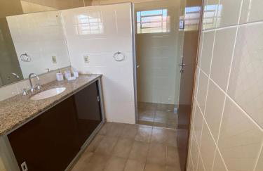 Casa em Guaratinguetá-Casa da Rosa - Foto 6