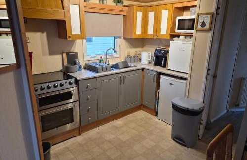 Seaside Caravan Goldensands Kinmel Bay-Sleep 6 - Photo 19