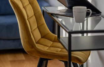 Elegant Apartment in Warsaw with Parking and Desk for Remote Work by Noclegi Renters - Foto 18