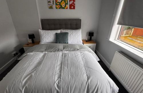 The Castleton Haven - 3 Bed Semi near M62 & M60 Motorways and Easy access to Manchester City Centre - Netflix and free high speed WIFI - Foto 25