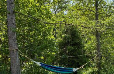 Nad Mikowym Potokiem - wydzielona część drewnianego domu z osobnym wejściem i ogrodem - Foto 57