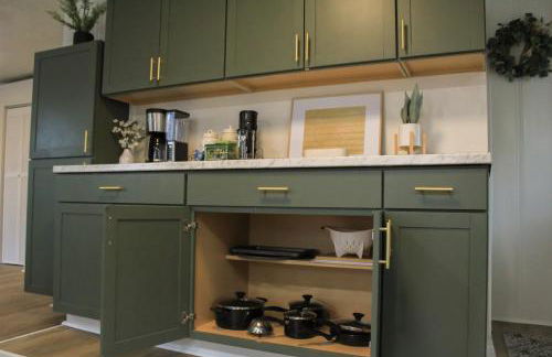 New 1-bedroom Bungalow! 4 miles to CLE - Foto 6