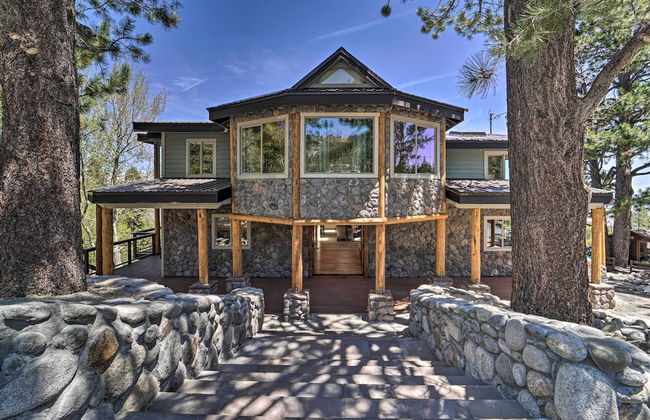 Hot Tub, Pool Table Luxe Reno Chalet with Mtn View! - Foto 67