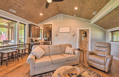 Hike, Ski and More! Pet-Friendly Home in Glenville - Foto 6