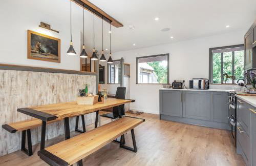 Silhouette's Stable - Uk34102 - Foto 6