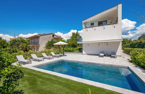 Apartmani Vila Mara M 2 i M 3 heated pool - Foto 15