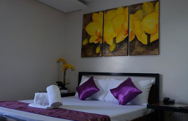 The Tavern Villas at Orchid Gardens - Photo 9