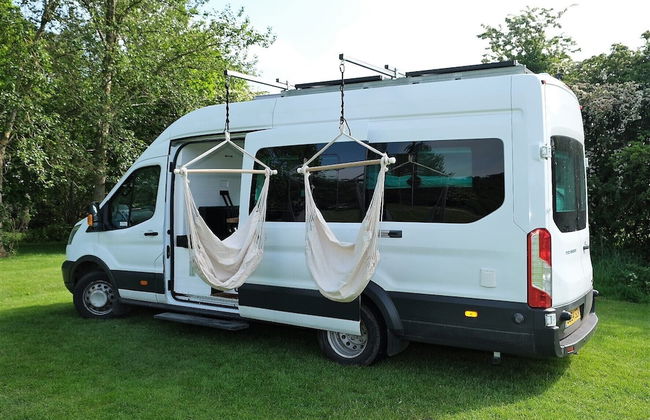 Superb 4 Berth Campervan With Kingsize bed - Foto 22