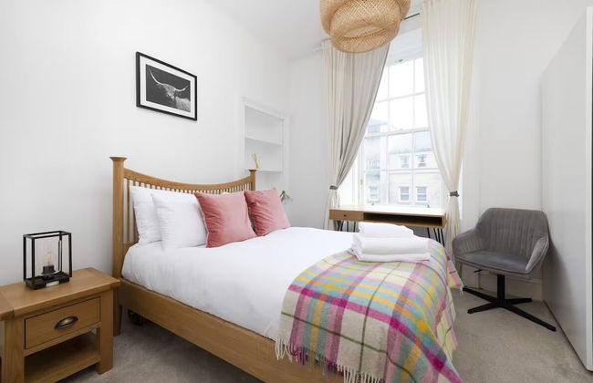 Bright and Modern Flat with desk - Foto 9