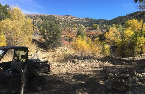 Old Raton Pass Base Camp Cabin with Loft Northern New Mexico Mountain Ranch on Colorado Border cabin - Foto 31