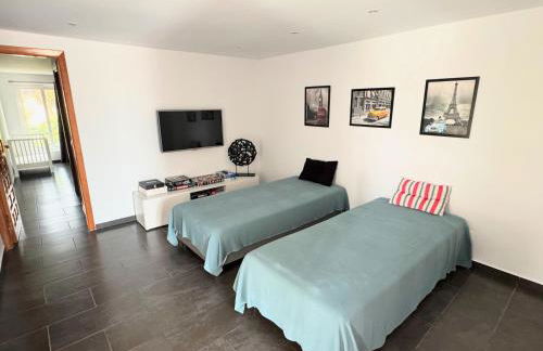 Nice and spacius villa near Fuengi - Photo 17