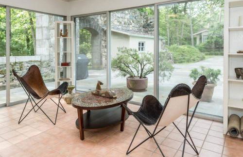 Midcentury Modern ZenHouse Sculptor Studio - Foto 13