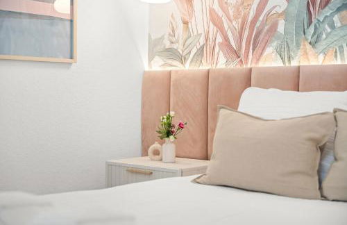 10min to Disney, Luxury 6BR Themed Villa with Private Pool,Spa and Game Room - Foto 27