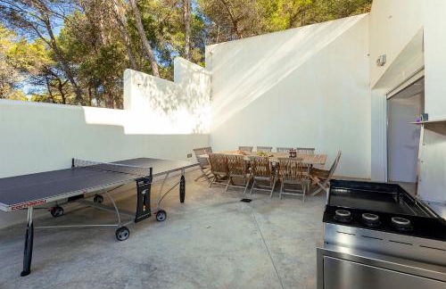 Modern Villa with Seaviews Sleeps 14 - Foto 46