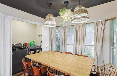 Luxury 5BR Getaway w Pool Hot Tub & Cinema - Foto 10