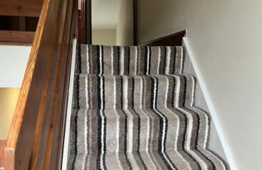 4 bed bungalow near Airport - Foto 36