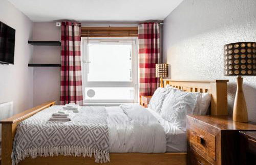 Lovely 1-bedroom property with balcony in West end - Foto 14