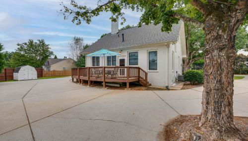 Welcoming Norcross Cottage with Deck and Shared Grill! - Foto 3