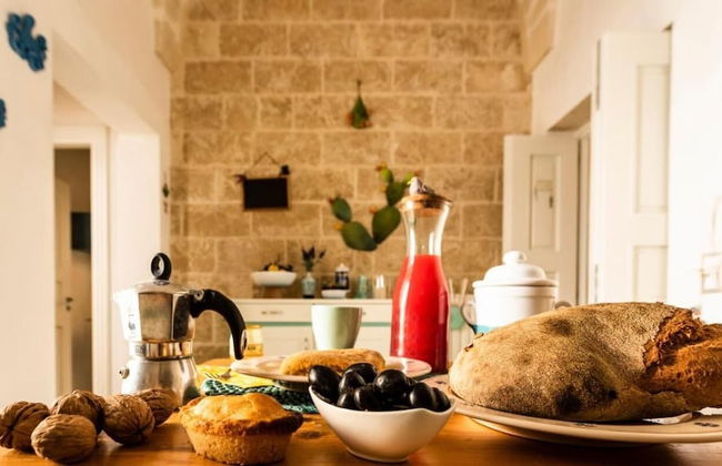 Little Home Holidays - Photo 12